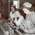 Frauen bei Kaffeeproduktion